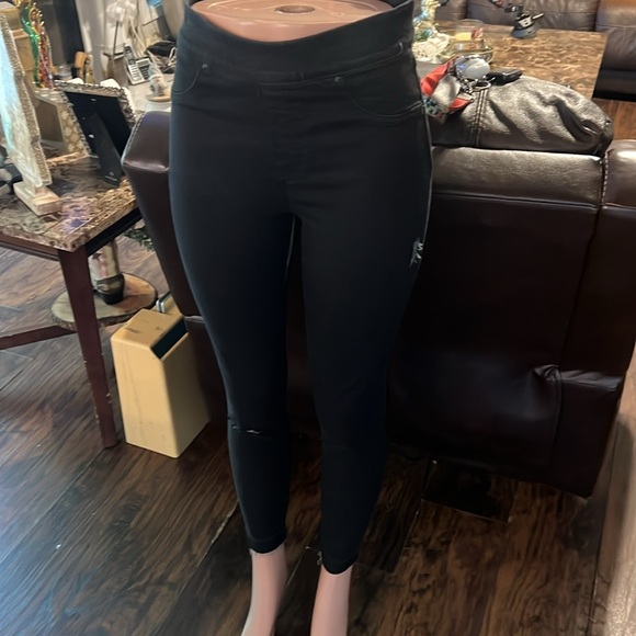 SPANX Black Leggings - Picture 2 of 6